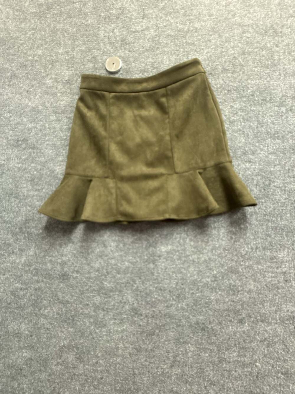 a loves a Olive Green Faux Suede Ruffle Hem Mini Skirt Size M